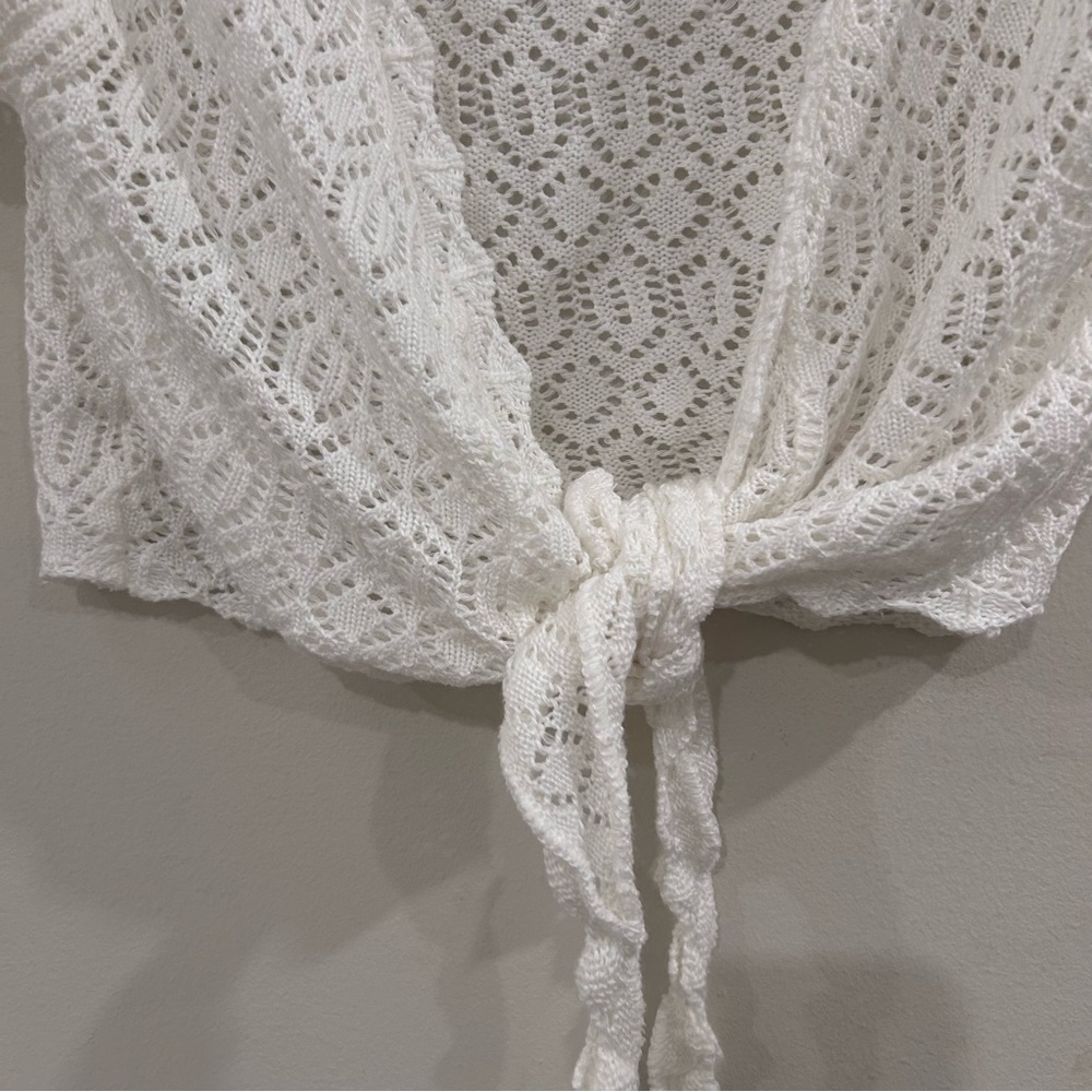 Rue21 Lace Knit White knitted tie-up crop top.  Size Large - Picture 2 of 5